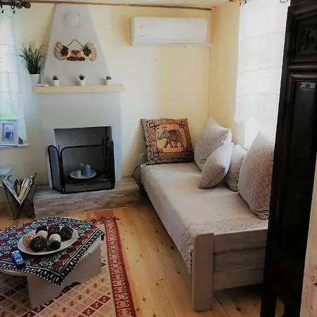 Maria's Traditional House *