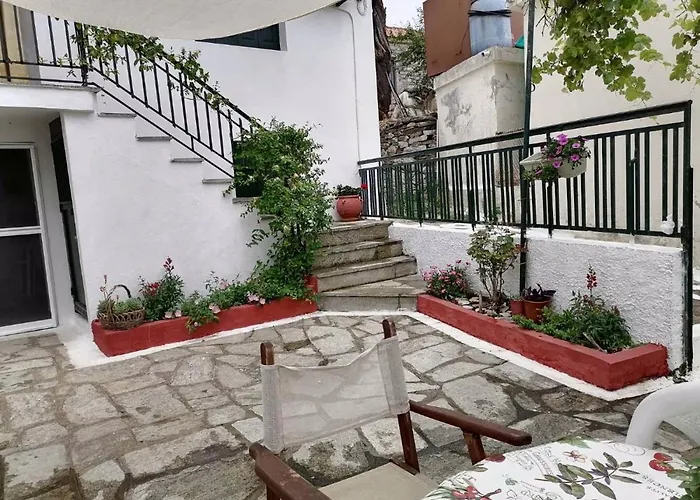 Maria's Traditional House Dom wakacyjny Tríkeri